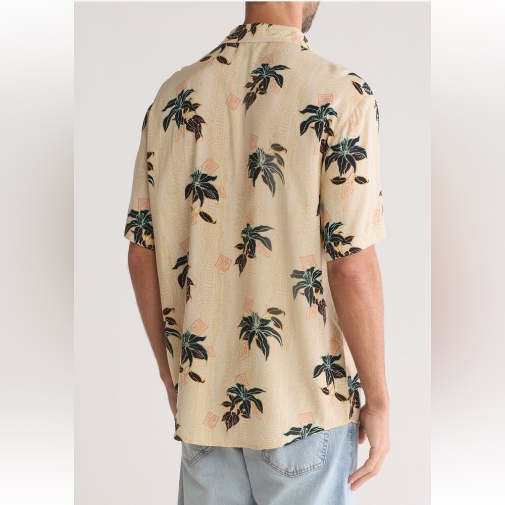 Billabong Patrick Short Sleeve Button-Up Shirt New With Tags Medium Hawaiian - Picture 8 of 8